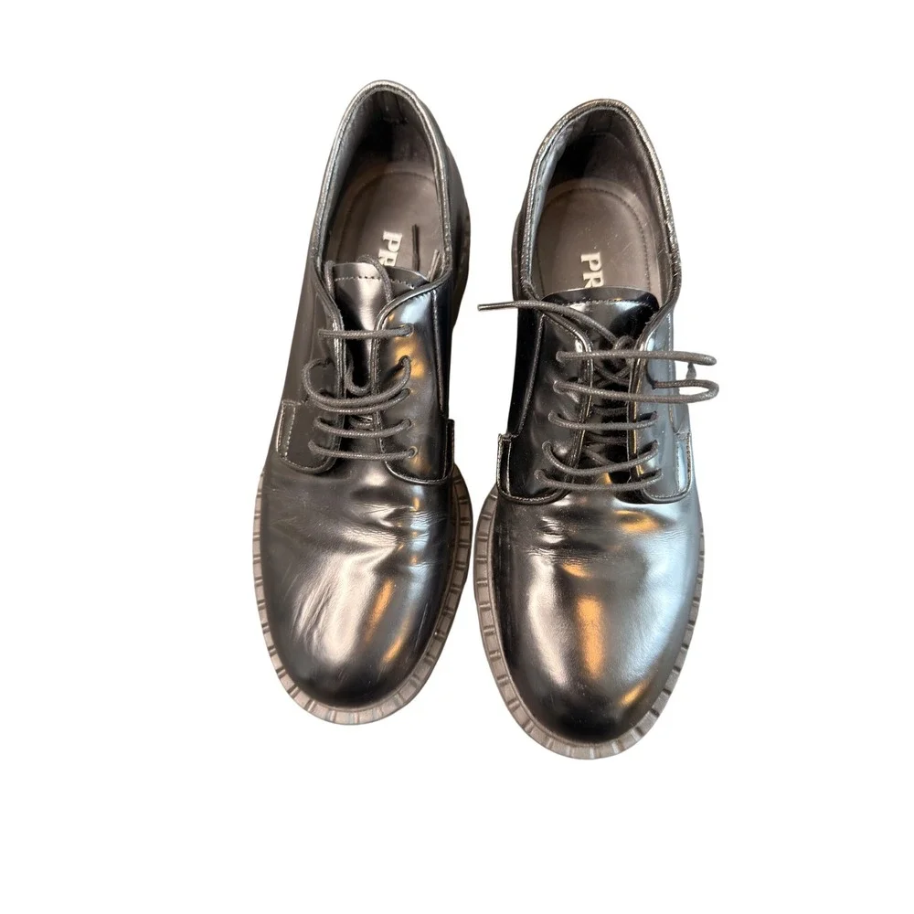 Prada Black Leather Derby Oxford Shoes Women's Preppy Academia Scholarly Size 7